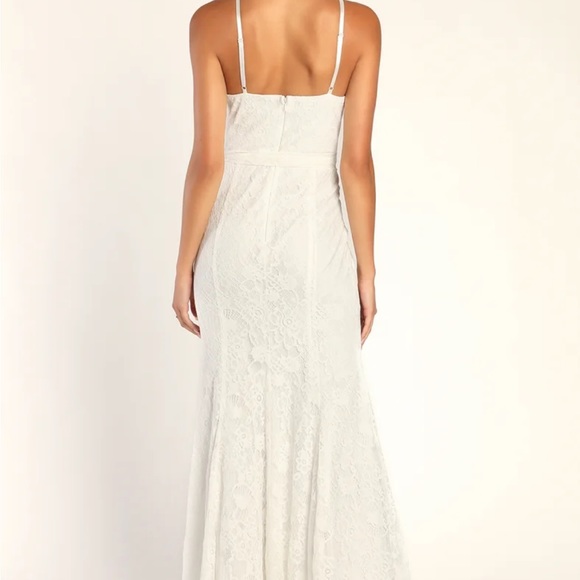 This is a brand new lulu dress. Size medium, see sizing chart for measurements! - Picture 4 of 5